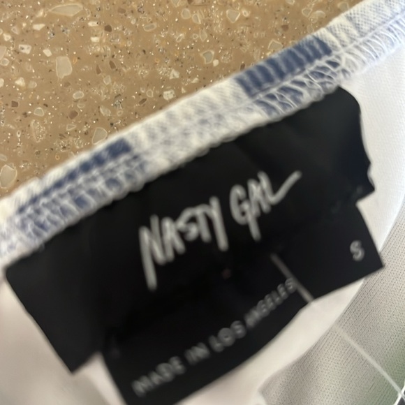 Nasty Gal Blue Gingham Strapless Peplum Top - Picture 4 of 4